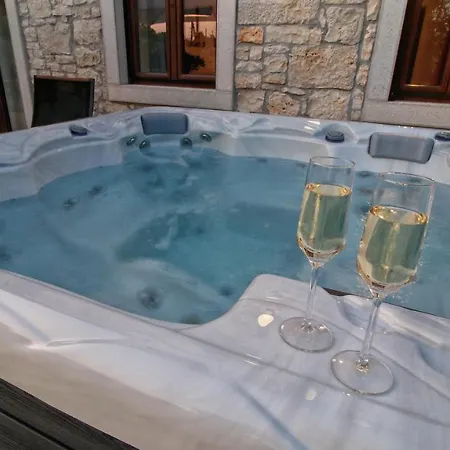 Casa Capris Villa *