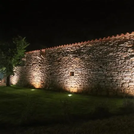 Casa Capris